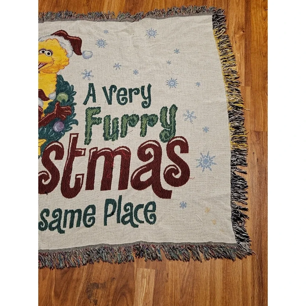A VERY FURRY CHRISTMAS AT SESAME PLACE BLANKET THROW SESAME STREET ELMO RARE HTF
